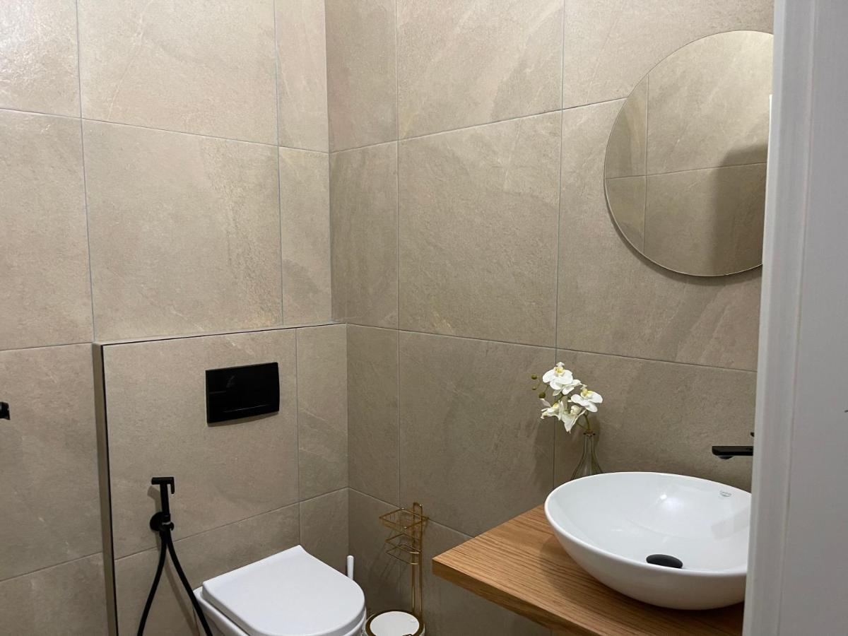 Mia Marine Rooms Himare Esterno foto