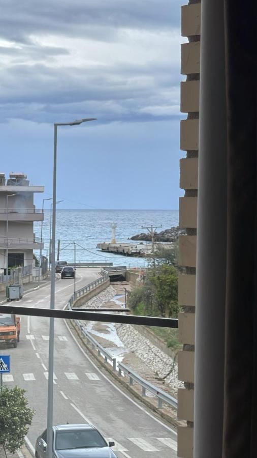 Mia Marine Rooms Himare Esterno foto
